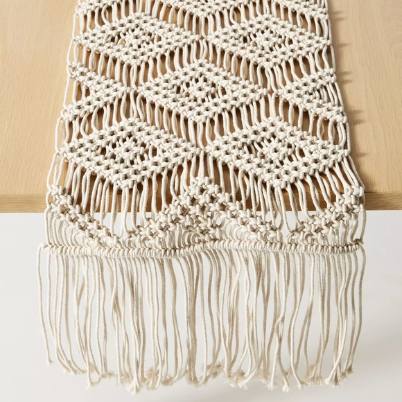 HTF Anthropologie Deedra Macrame Table Runner - Picture 3 of 4